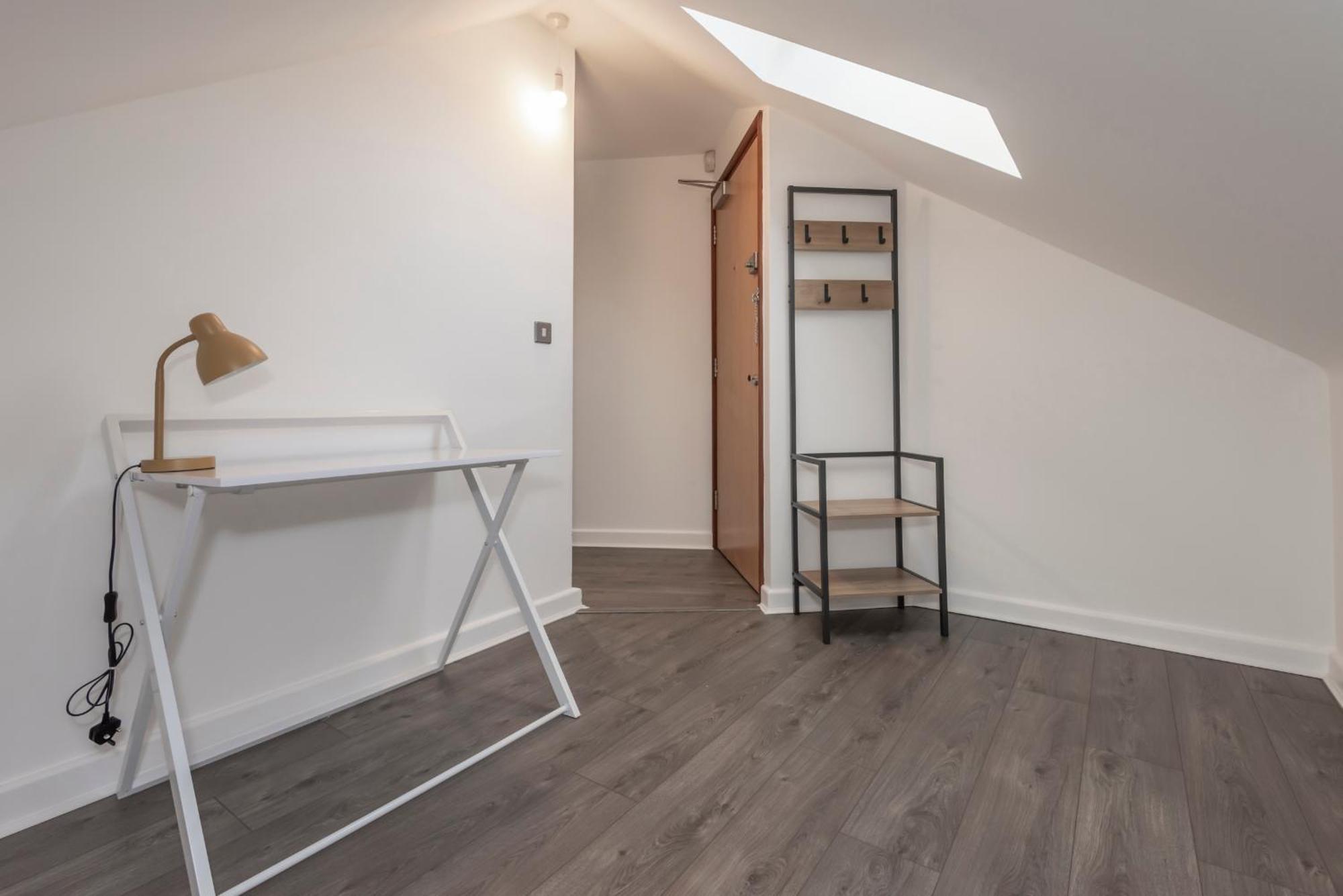 The Loft - Spacious Luxury 2 Bed 2 Bath With Free Secure Parking And Tube Close By Лондон Екстер'єр фото