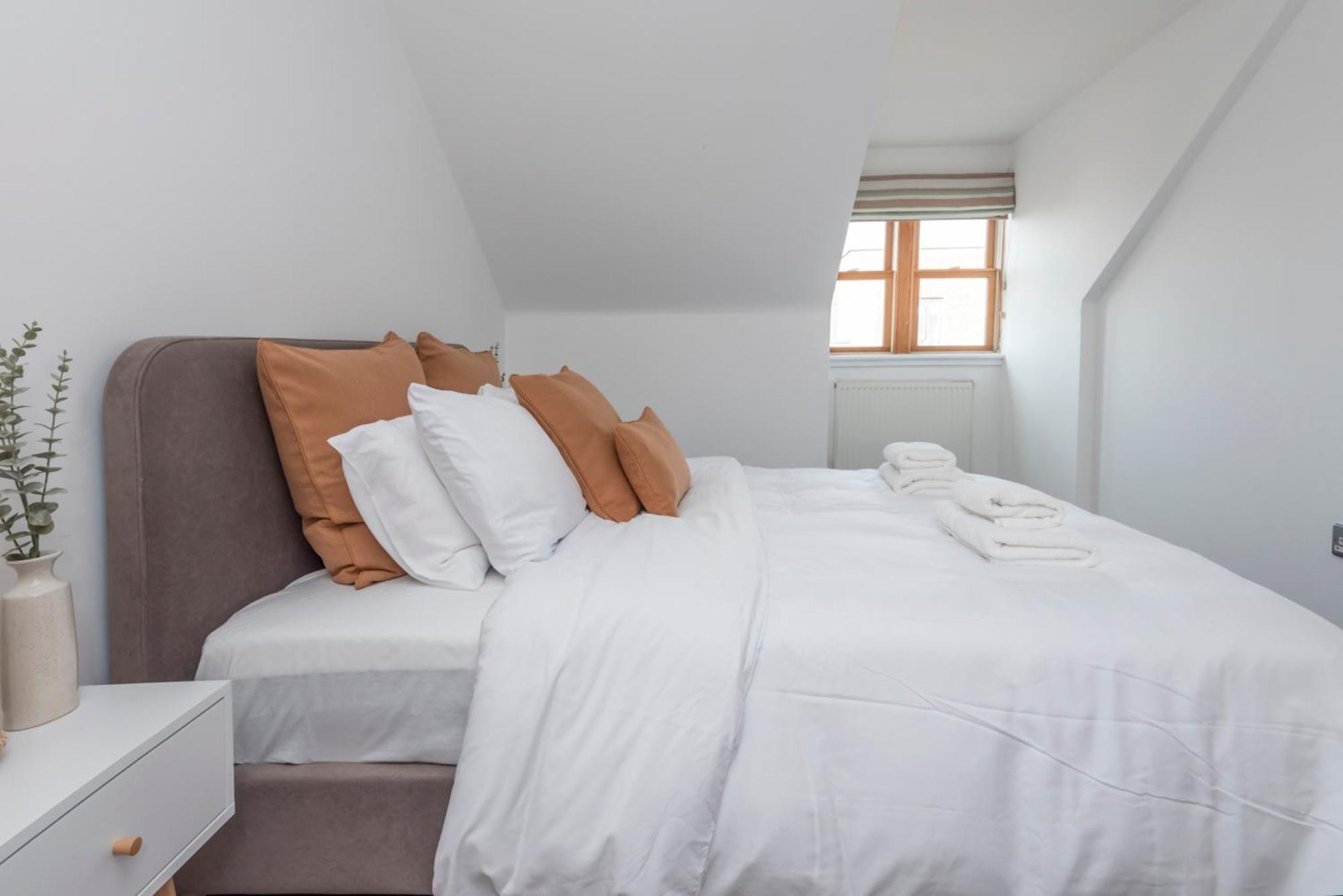 The Loft - Spacious Luxury 2 Bed 2 Bath With Free Secure Parking And Tube Close By Лондон Екстер'єр фото